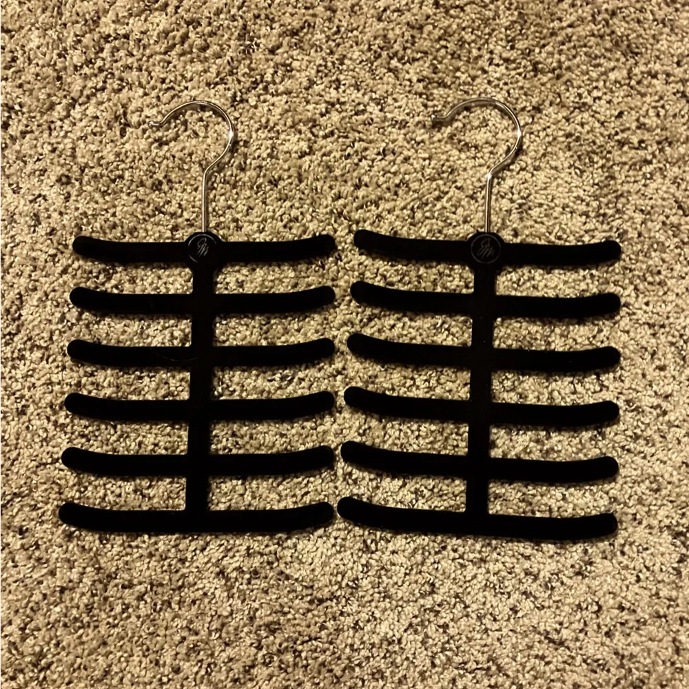 Black Velvet Hangers (Set of 2; Joy Mangano)